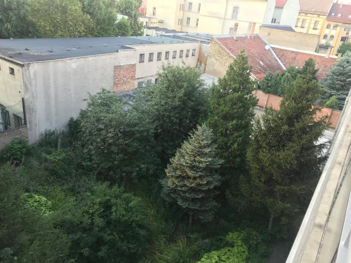 Classic City Apartman Szeged Exterior foto